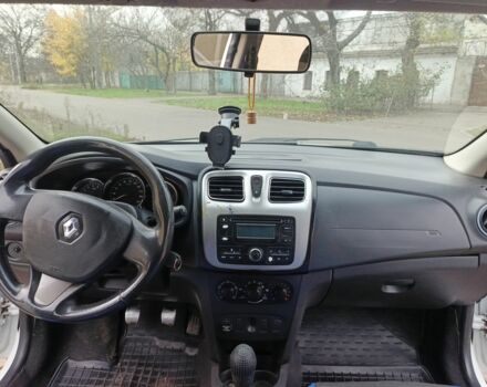 Білий Рено Логан, об'ємом двигуна 1.1 л та пробігом 220 тис. км за 3900 $, фото 3 на Automoto.ua