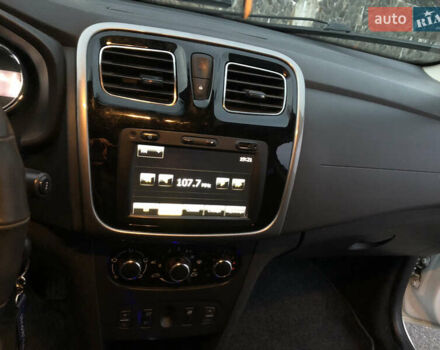 Белый Рено Логан, объемом двигателя 1.15 л и пробегом 243 тыс. км за 4999 $, фото 20 на Automoto.ua