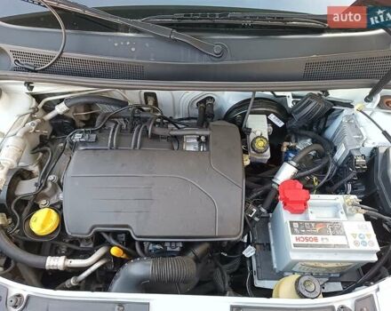 Белый Рено Логан, объемом двигателя 1.15 л и пробегом 86 тыс. км за 5000 $, фото 12 на Automoto.ua