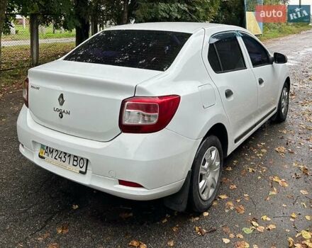 Білий Рено Логан, об'ємом двигуна 1.15 л та пробігом 353 тис. км за 3600 $, фото 6 на Automoto.ua
