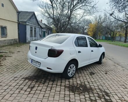 Білий Рено Логан, об'ємом двигуна 1.1 л та пробігом 220 тис. км за 3900 $, фото 1 на Automoto.ua