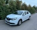 Белый Рено Логан, объемом двигателя 1.6 л и пробегом 430 тыс. км за 4500 $, фото 3 на Automoto.ua