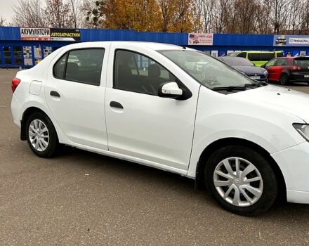 Білий Рено Логан, об'ємом двигуна 1.2 л та пробігом 246 тис. км за 5300 $, фото 2 на Automoto.ua