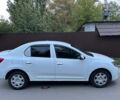 Белый Рено Логан, объемом двигателя 1.6 л и пробегом 430 тыс. км за 4500 $, фото 1 на Automoto.ua