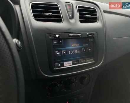 Білий Рено Логан, об'ємом двигуна 1.46 л та пробігом 230 тис. км за 4950 $, фото 10 на Automoto.ua