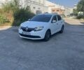 Білий Рено Логан, об'ємом двигуна 1.1 л та пробігом 196 тис. км за 5200 $, фото 1 на Automoto.ua