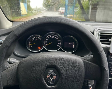 Білий Рено Логан, об'ємом двигуна 1.15 л та пробігом 353 тис. км за 3600 $, фото 8 на Automoto.ua