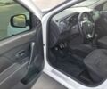 Білий Рено Логан, об'ємом двигуна 1.1 л та пробігом 252 тис. км за 3989 $, фото 5 на Automoto.ua