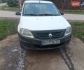 Белый Рено Логан, объемом двигателя 1.39 л и пробегом 300 тыс. км за 3300 $, фото 1 на Automoto.ua