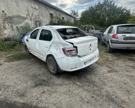 Белый Рено Логан, объемом двигателя 0 л и пробегом 320 тыс. км за 1200 $, фото 2 на Automoto.ua