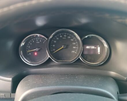 Белый Рено Логан, объемом двигателя 1.1 л и пробегом 180 тыс. км за 6000 $, фото 10 на Automoto.ua