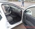 Белый Рено Логан, объемом двигателя 1.2 л и пробегом 350 тыс. км за 3400 $, фото 8 на Automoto.ua