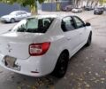 Белый Рено Логан, объемом двигателя 1.6 л и пробегом 225 тыс. км за 3600 $, фото 1 на Automoto.ua