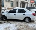 Білий Рено Логан, об'ємом двигуна 1.15 л та пробігом 195 тис. км за 3000 $, фото 1 на Automoto.ua