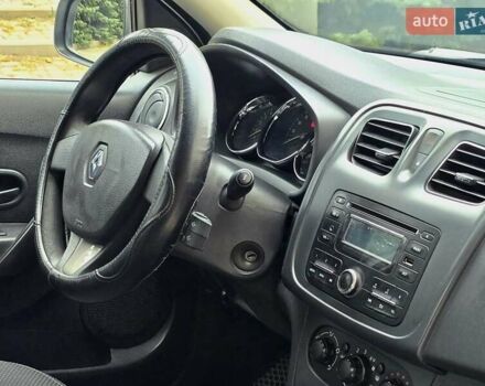 Білий Рено Логан, об'ємом двигуна 1.15 л та пробігом 140 тис. км за 4399 $, фото 21 на Automoto.ua