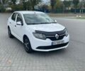 Белый Рено Логан, объемом двигателя 1.2 л и пробегом 0 тыс. км за 3900 $, фото 1 на Automoto.ua