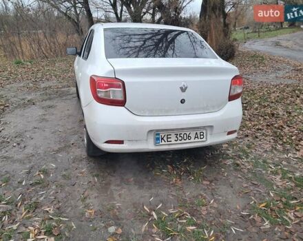 Белый Рено Логан, объемом двигателя 1.2 л и пробегом 300 тыс. км за 5000 $, фото 1 на Automoto.ua