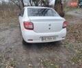 Белый Рено Логан, объемом двигателя 1.2 л и пробегом 300 тыс. км за 5000 $, фото 1 на Automoto.ua