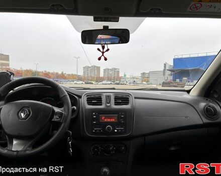 Білий Рено Логан, об'ємом двигуна 1.2 л та пробігом 246 тис. км за 5300 $, фото 8 на Automoto.ua