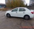 Белый Рено Логан, объемом двигателя 1.2 л и пробегом 350 тыс. км за 3400 $, фото 1 на Automoto.ua