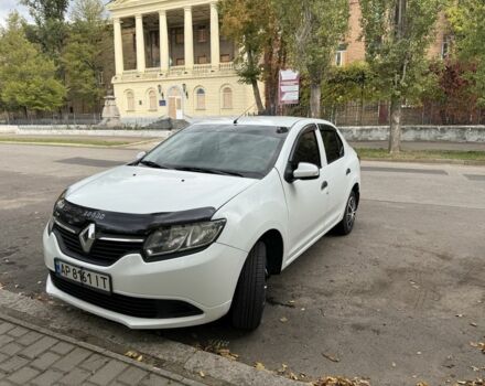 Рено Логан 2013 в Николаеве на Automoto.ua Белый Рено Логан, объемом двигателя 1.1 л и пробегом 410 тыс. км за 4300 $, фото 2 на Automoto.ua