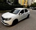Белый Рено Логан, объемом двигателя 1.1 л и пробегом 345 тыс. км за 3500 $, фото 4 на Automoto.ua