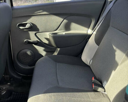 Белый Рено Логан, объемом двигателя 1.2 л и пробегом 180 тыс. км за 5800 $, фото 21 на Automoto.ua