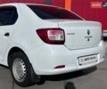 Рено Логан 2014 в Киеве на Automoto.ua Белый Рено Логан, объемом двигателя 1.15 л и пробегом 70 тыс. км за 5590 $, фото 6 на Automoto.ua