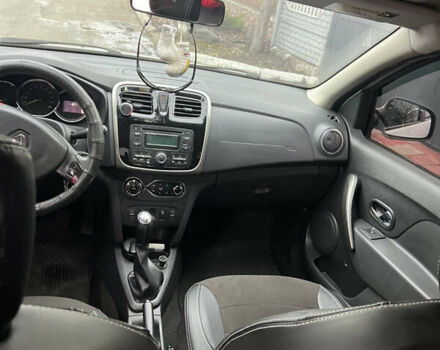 Білий Рено Логан, об'ємом двигуна 1.5 л та пробігом 205 тис. км за 8200 $, фото 1 на Automoto.ua