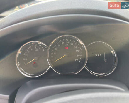 Белый Рено Логан, объемом двигателя 1.2 л и пробегом 180 тыс. км за 5800 $, фото 11 на Automoto.ua