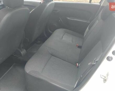 Белый Рено Логан, объемом двигателя 1.46 л и пробегом 332 тыс. км за 5500 $, фото 20 на Automoto.ua