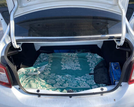 Белый Рено Логан, объемом двигателя 1.46 л и пробегом 180 тыс. км за 6600 $, фото 10 на Automoto.ua