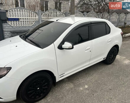 Білий Рено Логан, об'ємом двигуна 1.5 л та пробігом 205 тис. км за 8200 $, фото 13 на Automoto.ua