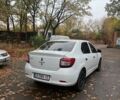 Білий Рено Логан, об'ємом двигуна 1.15 л та пробігом 260 тис. км за 3999 $, фото 7 на Automoto.ua