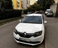 Белый Рено Логан, объемом двигателя 1.1 л и пробегом 345 тыс. км за 3500 $, фото 3 на Automoto.ua