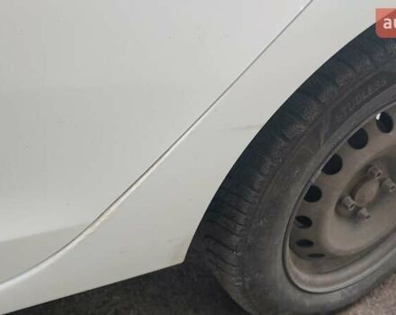 Белый Рено Логан, объемом двигателя 1.46 л и пробегом 332 тыс. км за 5500 $, фото 15 на Automoto.ua