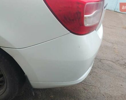 Белый Рено Логан, объемом двигателя 1.46 л и пробегом 332 тыс. км за 5500 $, фото 7 на Automoto.ua