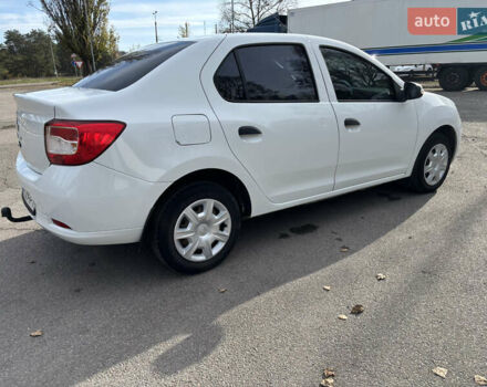 Белый Рено Логан, объемом двигателя 1.2 л и пробегом 180 тыс. км за 5800 $, фото 8 на Automoto.ua