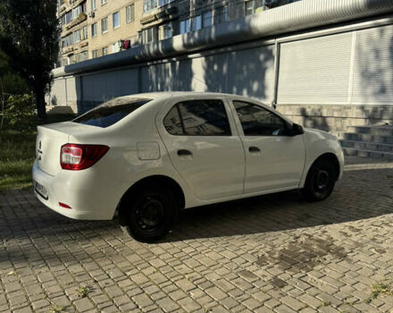 Белый Рено Логан, объемом двигателя 1.15 л и пробегом 160 тыс. км за 4800 $, фото 3 на Automoto.ua