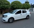 Білий Рено Логан, об'ємом двигуна 1.2 л та пробігом 201 тис. км за 2700 $, фото 2 на Automoto.ua