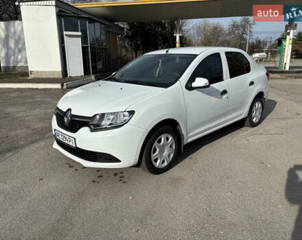 Белый Рено Логан, объемом двигателя 1.2 л и пробегом 180 тыс. км за 5800 $, фото 6 на Automoto.ua