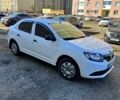 Белый Рено Логан, объемом двигателя 1.1 л и пробегом 75 тыс. км за 5200 $, фото 1 на Automoto.ua