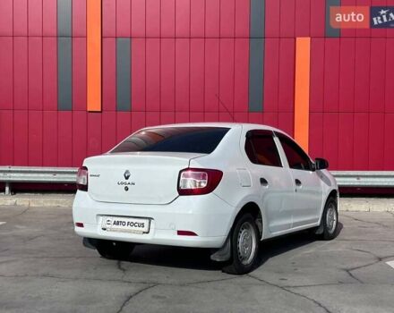Рено Логан 2014 в Киеве на Automoto.ua Белый Рено Логан, объемом двигателя 1.15 л и пробегом 70 тыс. км за 5590 $, фото 7 на Automoto.ua