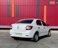 Рено Логан 2014 в Киеве на Automoto.ua Белый Рено Логан, объемом двигателя 1.15 л и пробегом 70 тыс. км за 5590 $, фото 7 на Automoto.ua