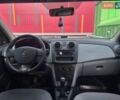 Рено Логан 2014 в Киеве на Automoto.ua Белый Рено Логан, объемом двигателя 1.15 л и пробегом 70 тыс. км за 5590 $, фото 13 на Automoto.ua