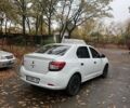 Білий Рено Логан, об'ємом двигуна 1.15 л та пробігом 260 тис. км за 3999 $, фото 6 на Automoto.ua