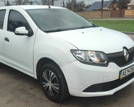 Белый Рено Логан, объемом двигателя 1.5 л и пробегом 225 тыс. км за 5300 $, фото 3 на Automoto.ua