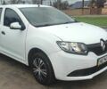 Белый Рено Логан, объемом двигателя 1.5 л и пробегом 225 тыс. км за 5300 $, фото 3 на Automoto.ua