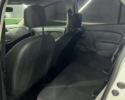 Білий Рено Логан, об'ємом двигуна 1.2 л та пробігом 197 тис. км за 5700 $, фото 33 на Automoto.ua