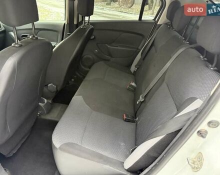 Білий Рено Логан, об'ємом двигуна 1.46 л та пробігом 230 тис. км за 6000 $, фото 8 на Automoto.ua